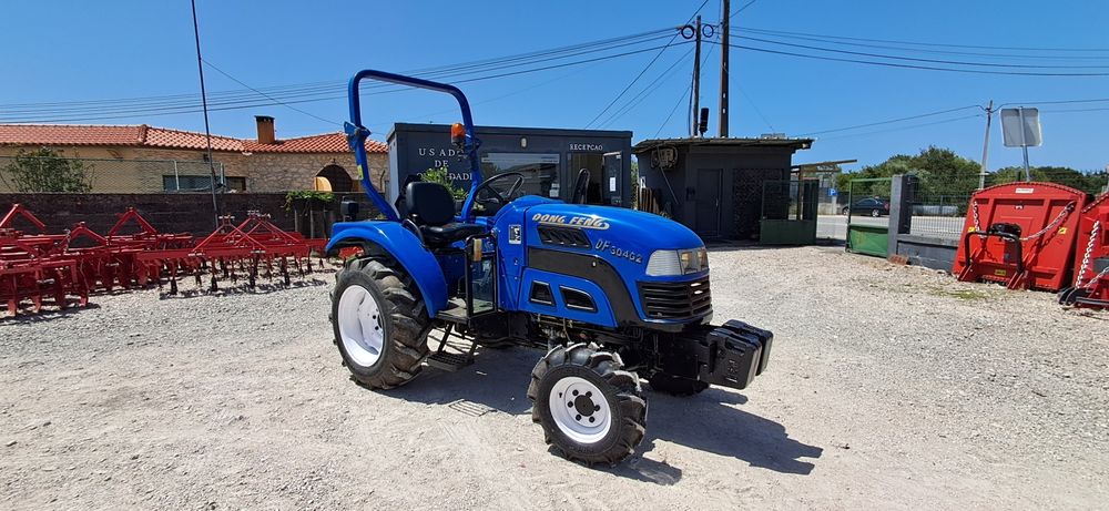 Tractor/Trator Dong Feng DF 304-Arco