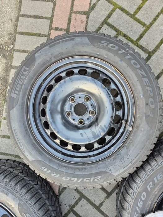 Komplet Kół Stalowych z Oponami Zima SKODA VW Tiguan 5x112 215/60 R17