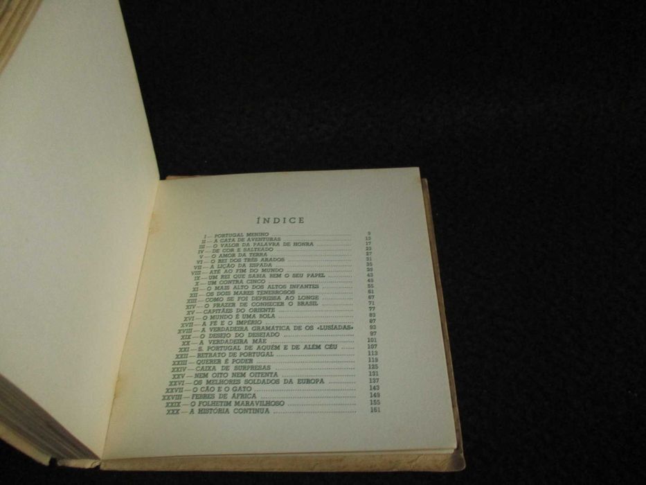 Livro Historiazinha de Portugal Adolfo Simões Müller 2ª edição Raro