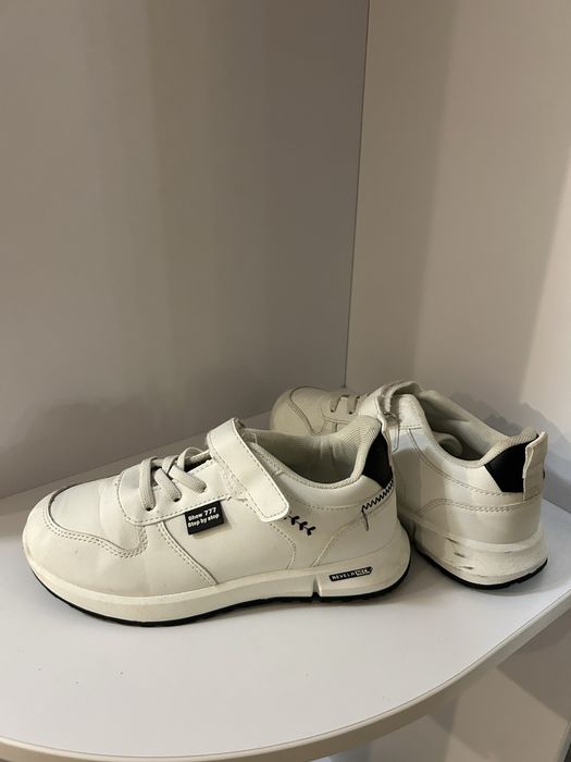 Кросівки дитячі,34 розмір,стан як новий