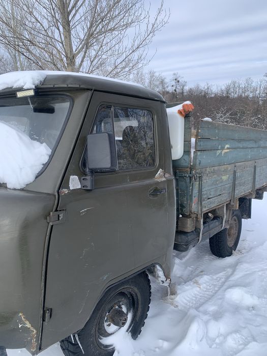 Продам УАЗ-3303