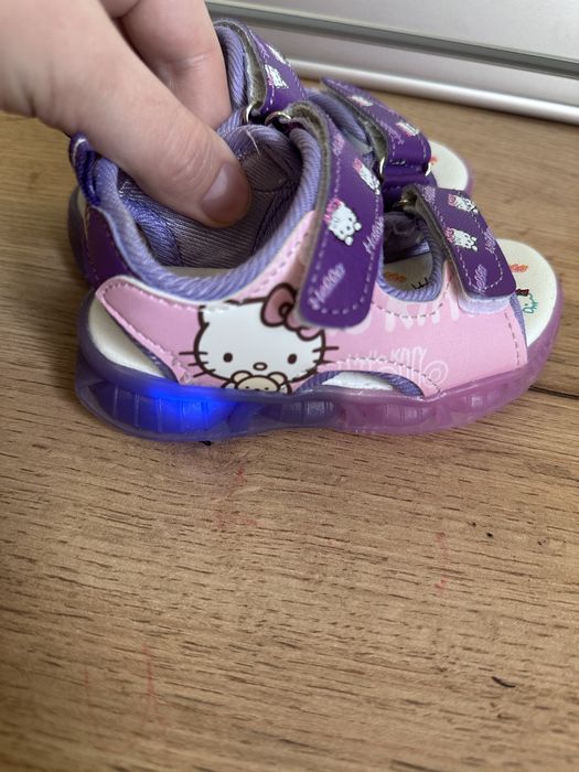 Босоніжки Hello Kitty 23 розмір