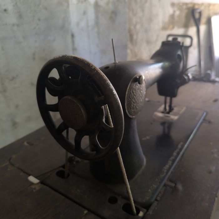 Máquina de costura Singer