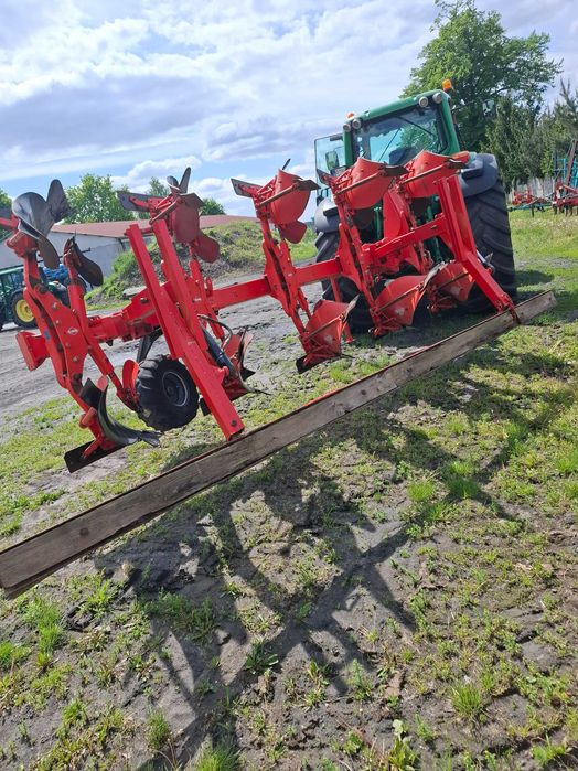 Pług obracalny zawieszany 5-skibowy Kuhn Multi- Master 152T