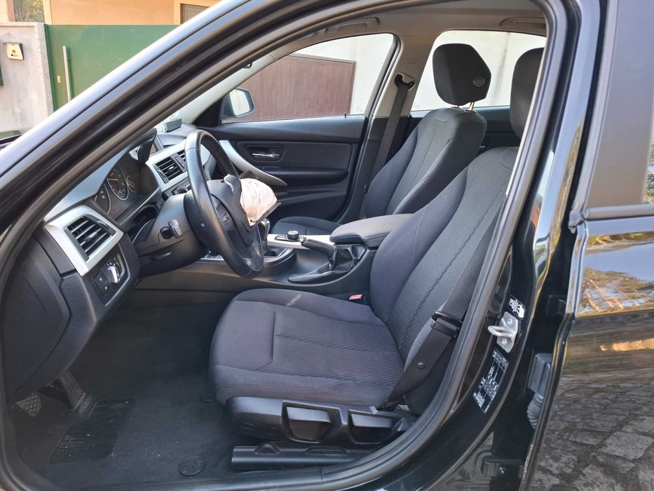 BMW 316 d Modern Line Apenas 187 Mil kms  (MOTOR 2.0) DE 2012