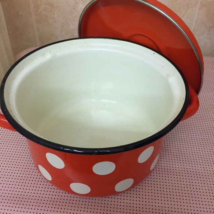 Эмалированные кастрюли - Керченский завод СССР