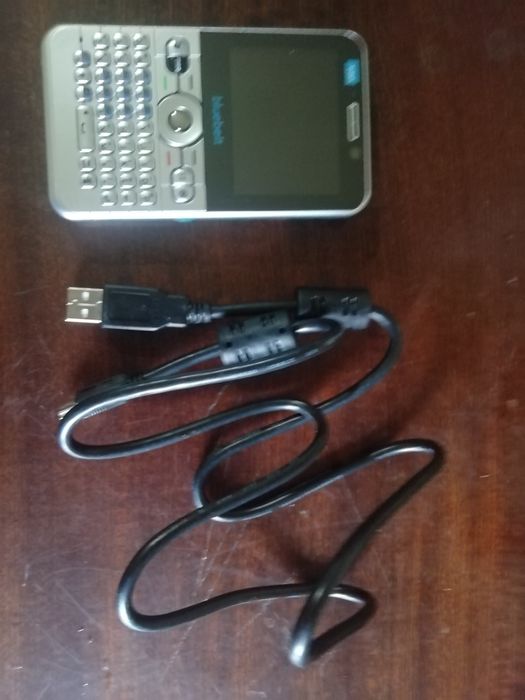 Telemóvel colecção bluebelt c windows phone.