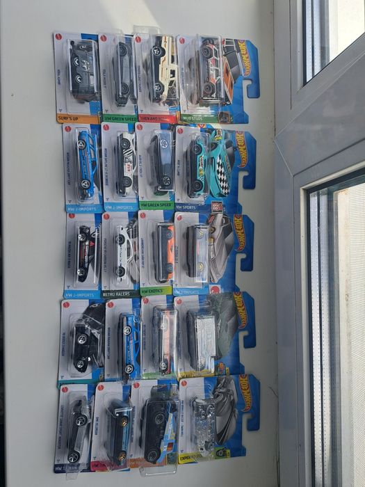 Колекція машинок Hot wheels