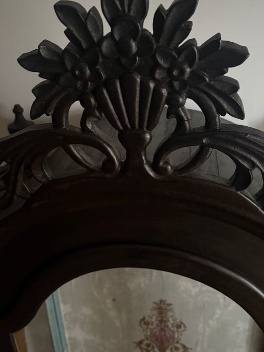 Oratório antigo, cerca de 1.5metro de altura em madeira .