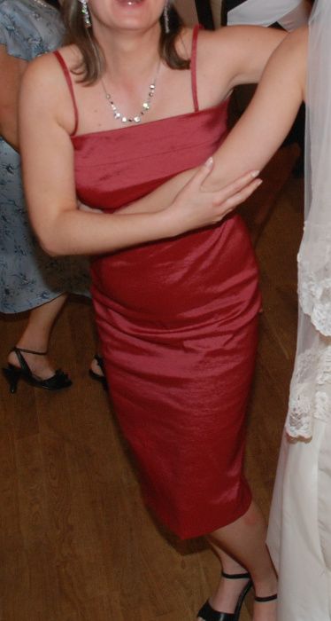 Bialcon malinowa sukienka połysk wesele r.38 plus bolerko