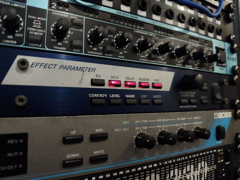 Boss SX-700 – Multi-Effects Rack