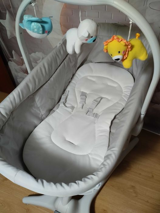 Chicco Baby Hug 4w1 Glacial łóżeczko krzesełko dostawka