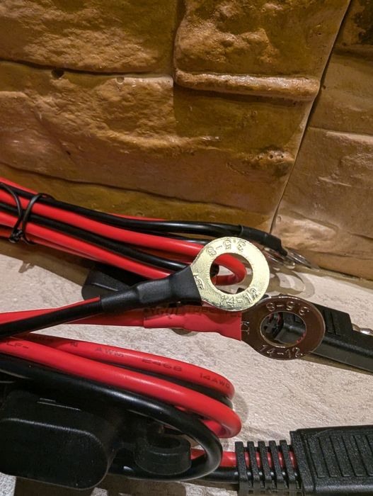 З'єднувальний кабель SAE 14AWG довжиною 1 м з вбудованим запобіжником 10A