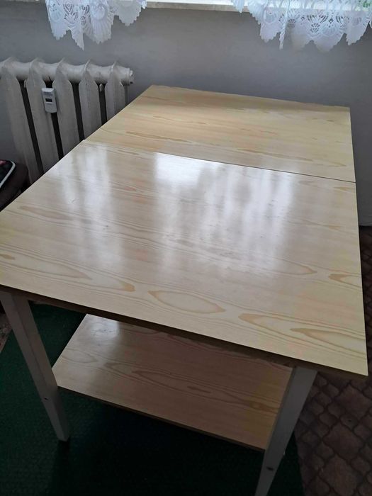 Stół kuchenny rozkładany Po rozłożeniu Wymiary 73 cm x 110 cm