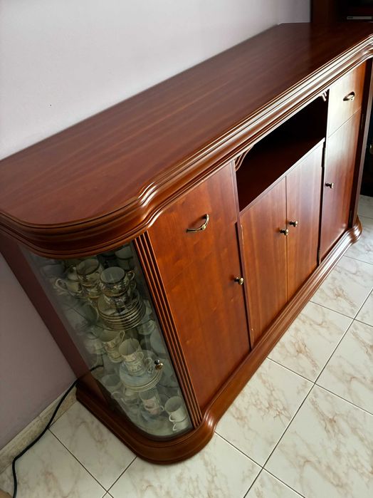 Aparador de Sala de Alta Qualidade em Madeira de Cerejeira Maciça c/ Duas Vitrines