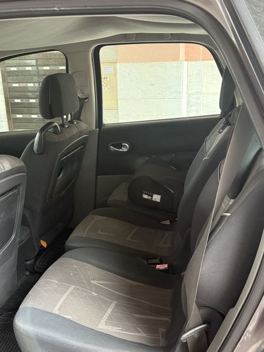 Renault grand scenic