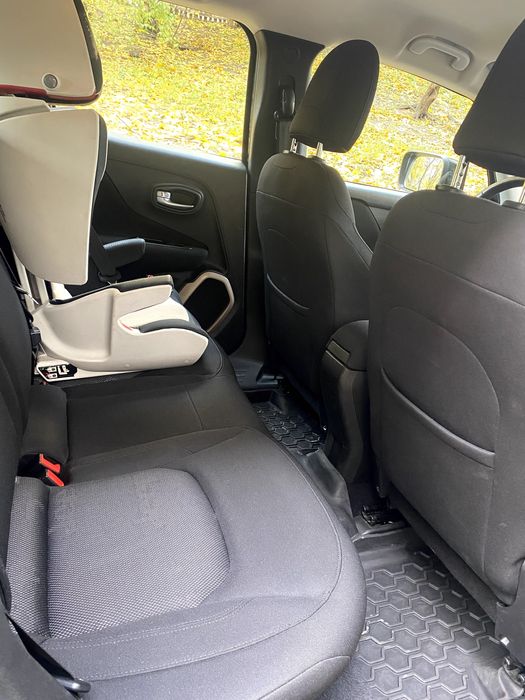 Продам офіційний європейський Jeep Renegade, не був у ДТП.