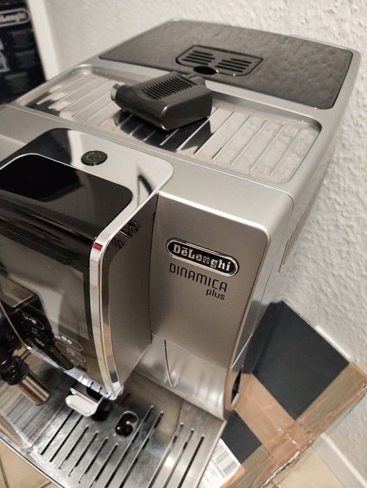 Кавомашина Delonghi Dinamica Plus