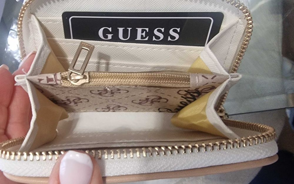 Porta-moedas Guess novo l