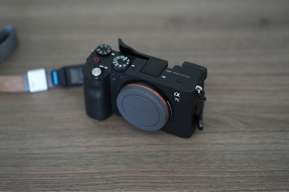 Sony A7C + 2 lentes e extras