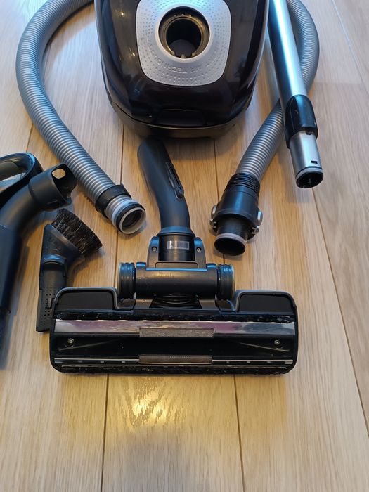 // Odkurzacz workowy Electrolux Ultrasilencer