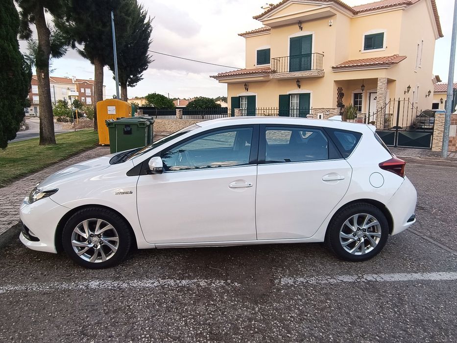 Toyota Auris Híbrido