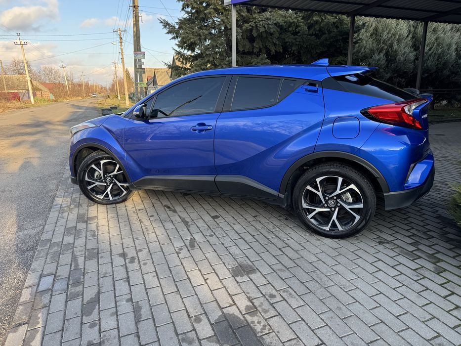 Toyota C-HR 2018 року