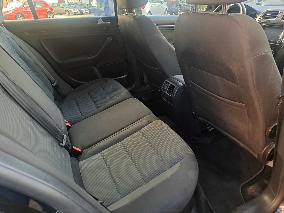 Vw Golf Variant 1.6 TDI HighLine 2011