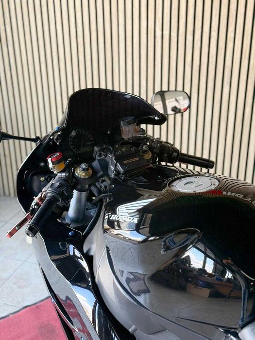 Honda CBR 1000 RR SC57
