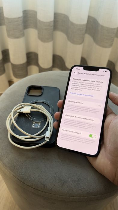 Aceito trocas/retomas. Apple iPhone 13 128GB 77% "meia-noite" + capa e cabo