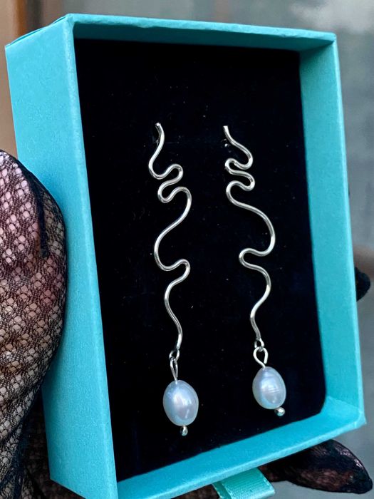 Довгі сережки, пусети та сережки з перлами (колекція)