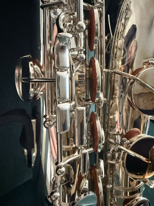 Saksofon tenorowy Yamaha 62 (2023), posrebrzany – jak nowy!