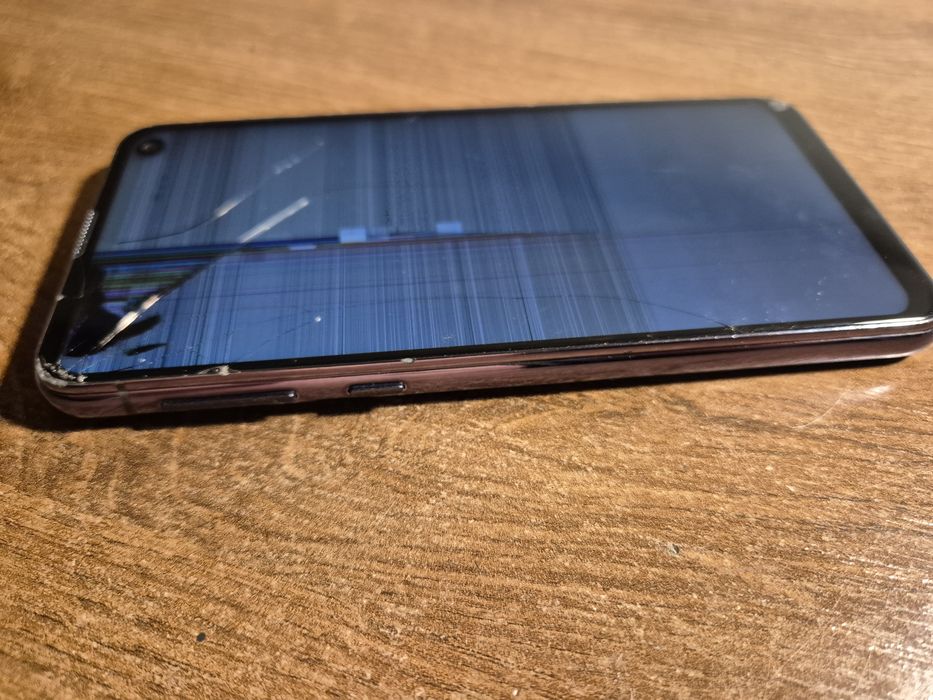 Samsung S10e - płyta główna ok