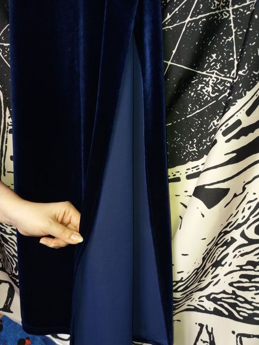 Długa damska sukienka na ramiączkach z Lycra roz.L.40