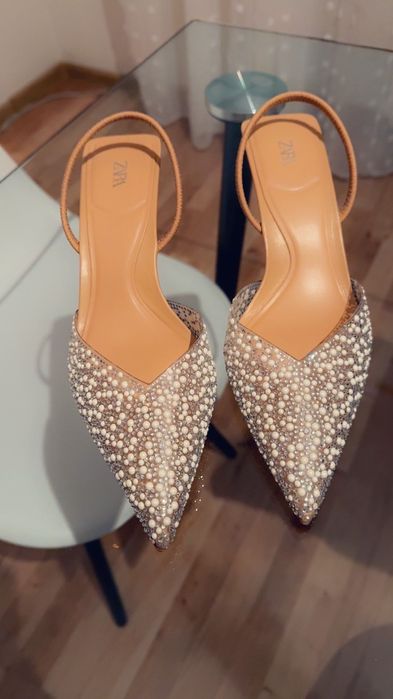 Buty na obcasie z Zary