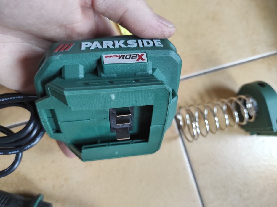 Акумуляторна паяльна станція НІМЕЧЧИНА PARKSIDE PLSA 20-Li B2 паяльник