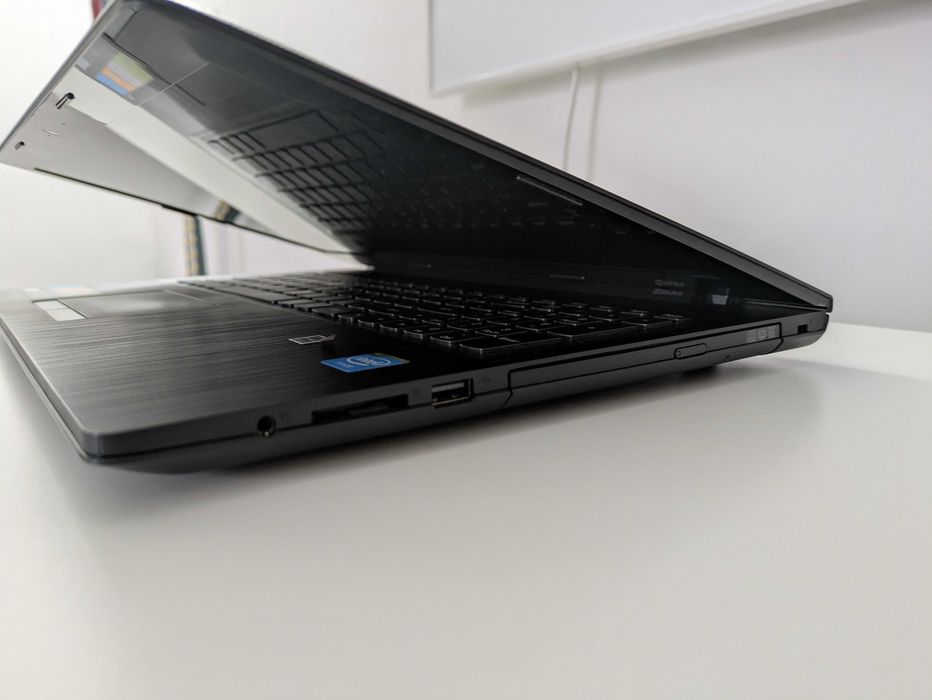 Laptop Ultrabook Lenovo 15.6" Jak Nowy Ram 8GB USB 3.2 Bateria 4 godz