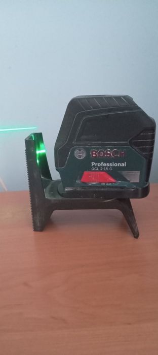 Нiвелiр BOSCH GCL 2-15 Prof. лазерний б/у