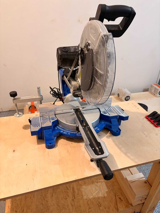 Piła ukośnica Scheppach HM140L