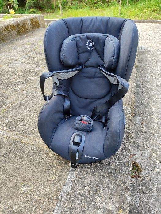Cadeira Automóvel - Bébé Confort Axiss