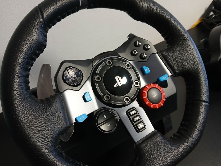 Kierownica Logitech g29 z drążkiem zmiany biegów