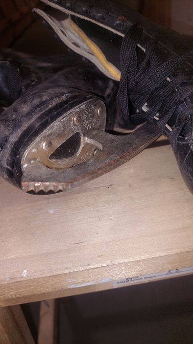 Stare łyżwy rozmiar 17,  Polsport Piruet 703