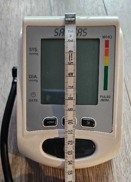 Sanitas Ciśnieniomierz naramienny.