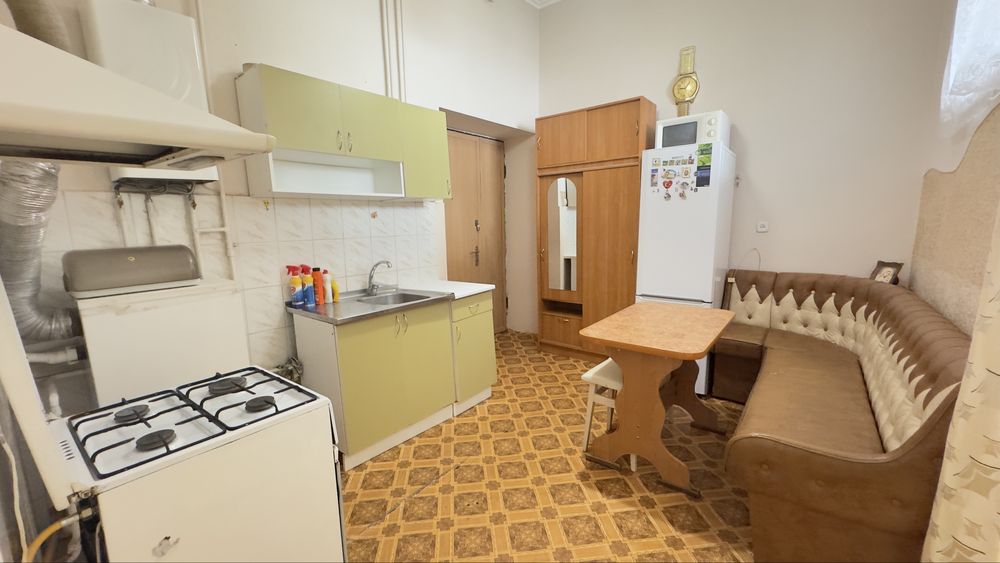 Продаж 2-кімнатної квартири в центрі Стрия