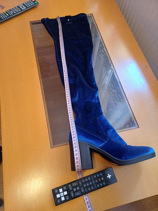 Buty zamszowe wysokie koty nowe