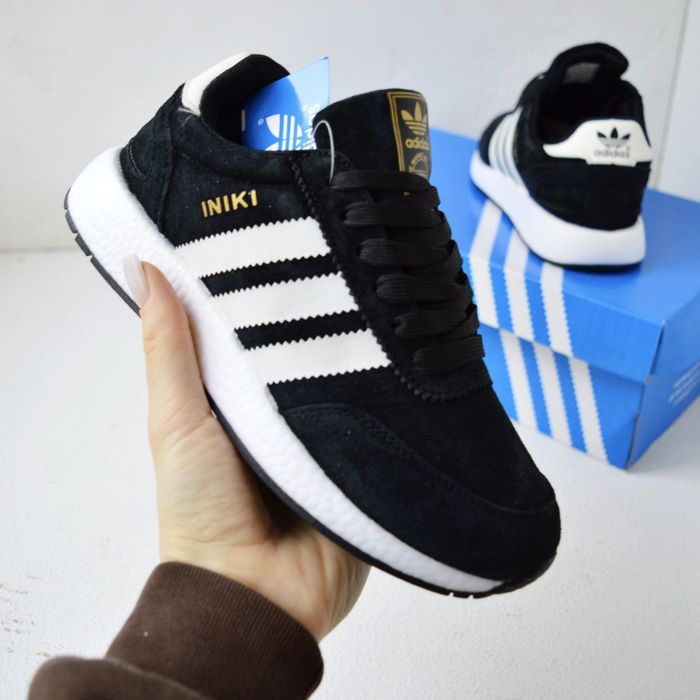 Жіночі замшеві кросівки adidas, стильні кросівки, кроссовки