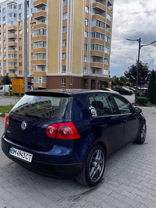 ПРОДАМ  VOLKSWAGEN GOLF 2005р.двігатель 1.4  газ/ бензин