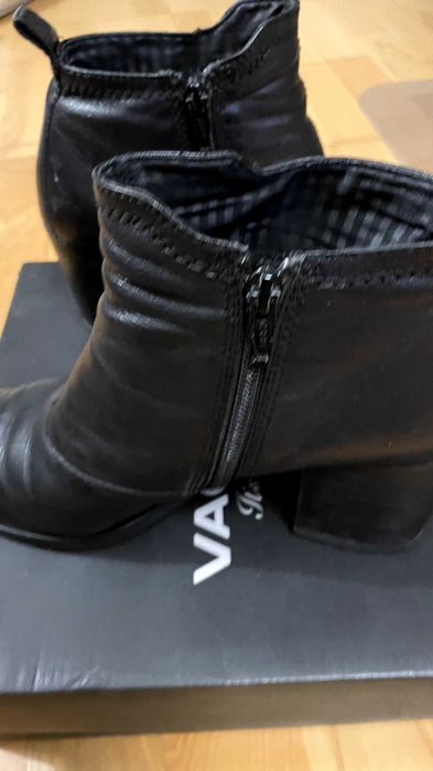 Botki, buty VagaBond. Skóra naturalna  rozm. 39
