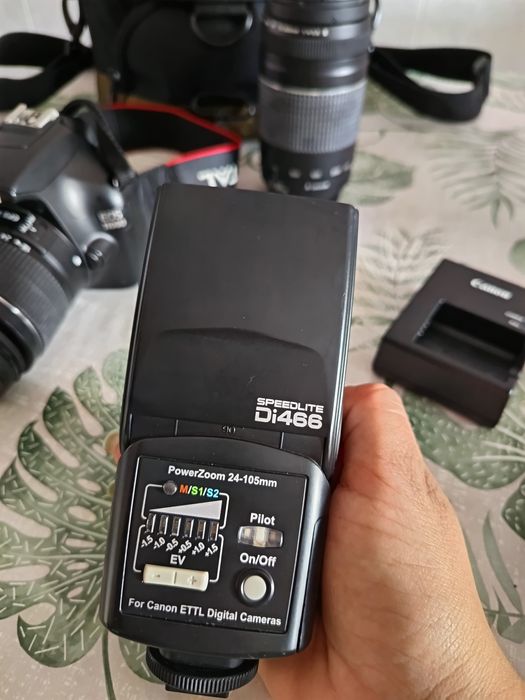 Canon EOS 1100D - kit completo