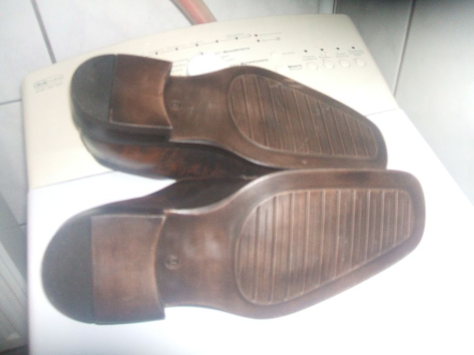 buty pantofle półbuty męskie 40 nowe skórzane portugal lakierki